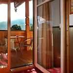 Gaestehaus Trixl Zell am See