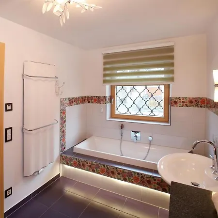 Apartment Gaestehaus Trixl Zell am See