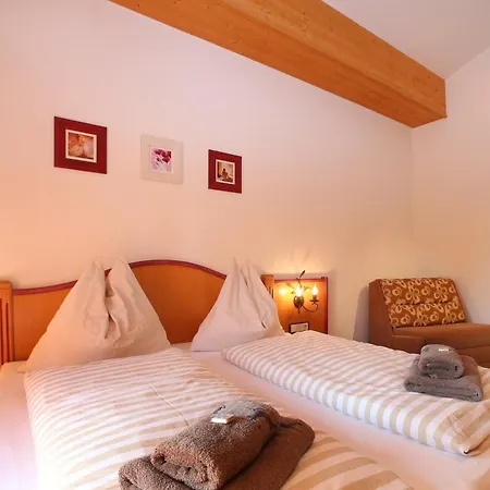 Gaestehaus Trixl * Целль-ам-Зеє