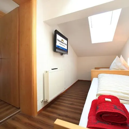 Gaestehaus Trixl Апартаменти Целль-ам-Зеє