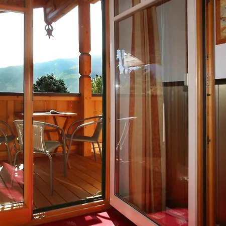 Gaestehaus Trixl Целль-ам-Зеє