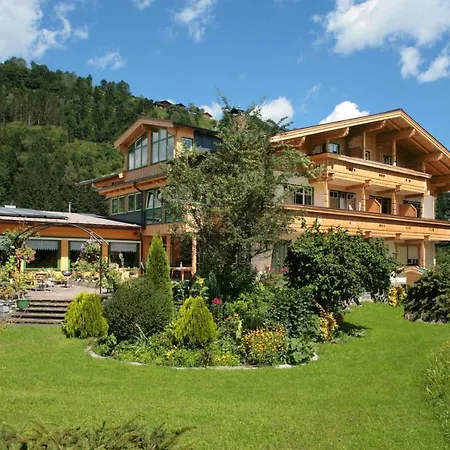 Апартаменти Gaestehaus Trixl