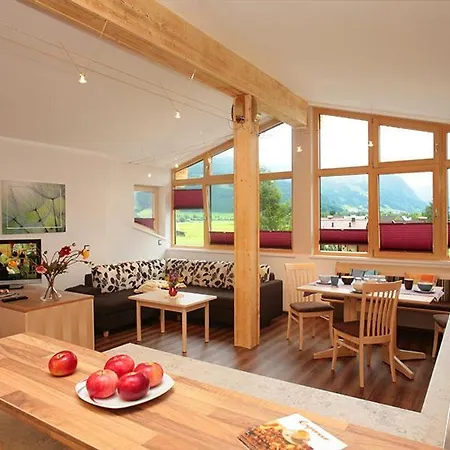 Апартаменти Gaestehaus Trixl